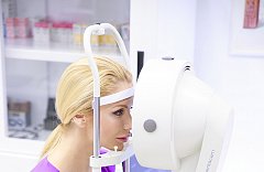 očná klinika iClinic Eva Cifrová 6